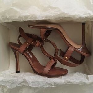 Brand New Manolo Blahnik Cognac Brown Sandals